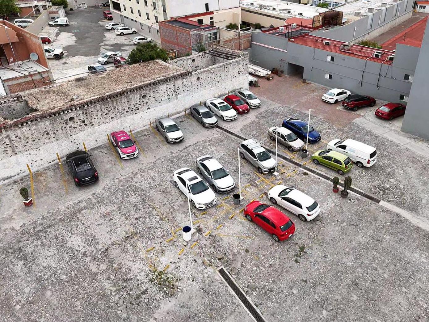 Hotel Bedd Express Querétaro Екстериор снимка