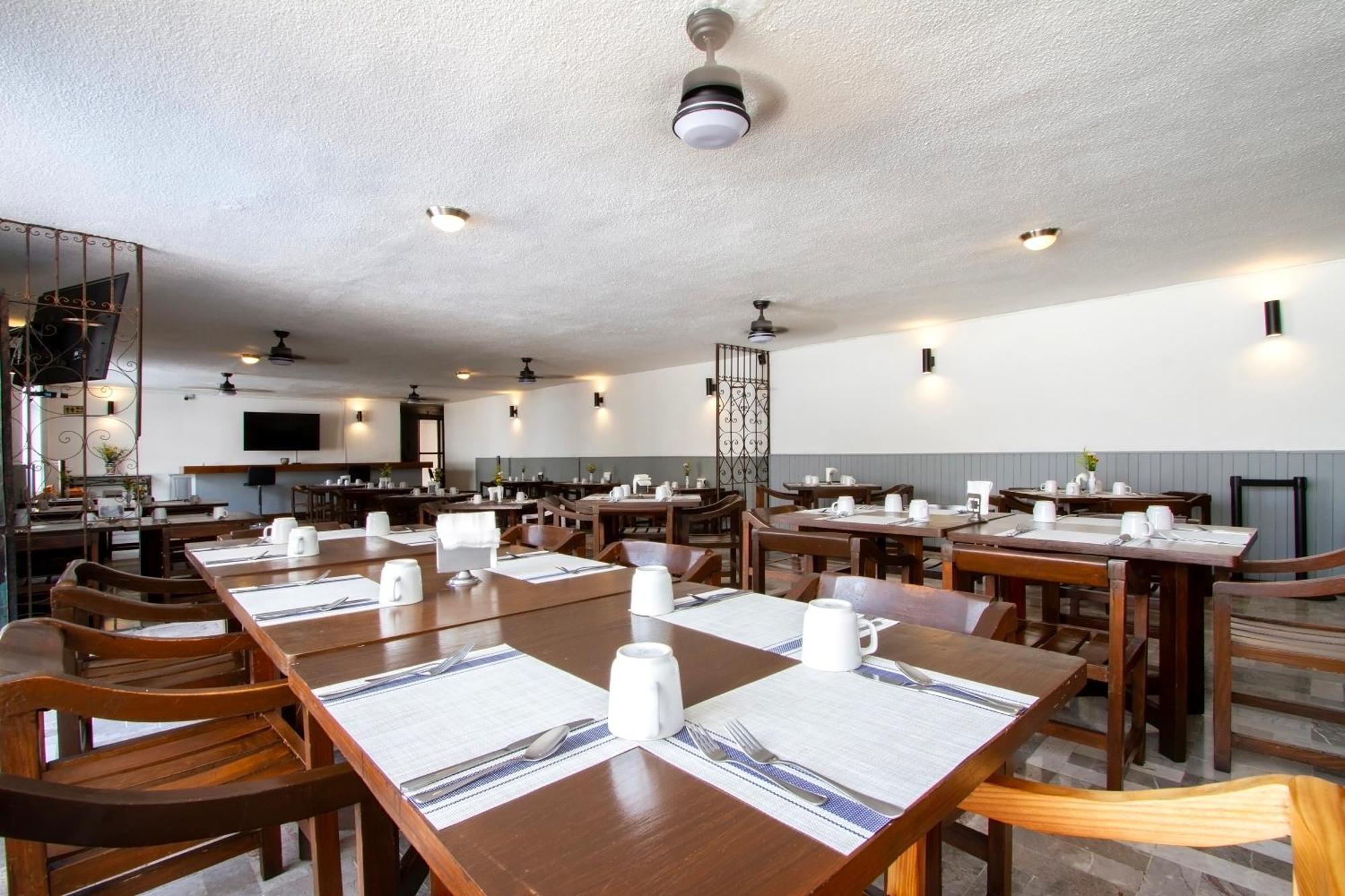 Hotel Bedd Express Querétaro Екстериор снимка