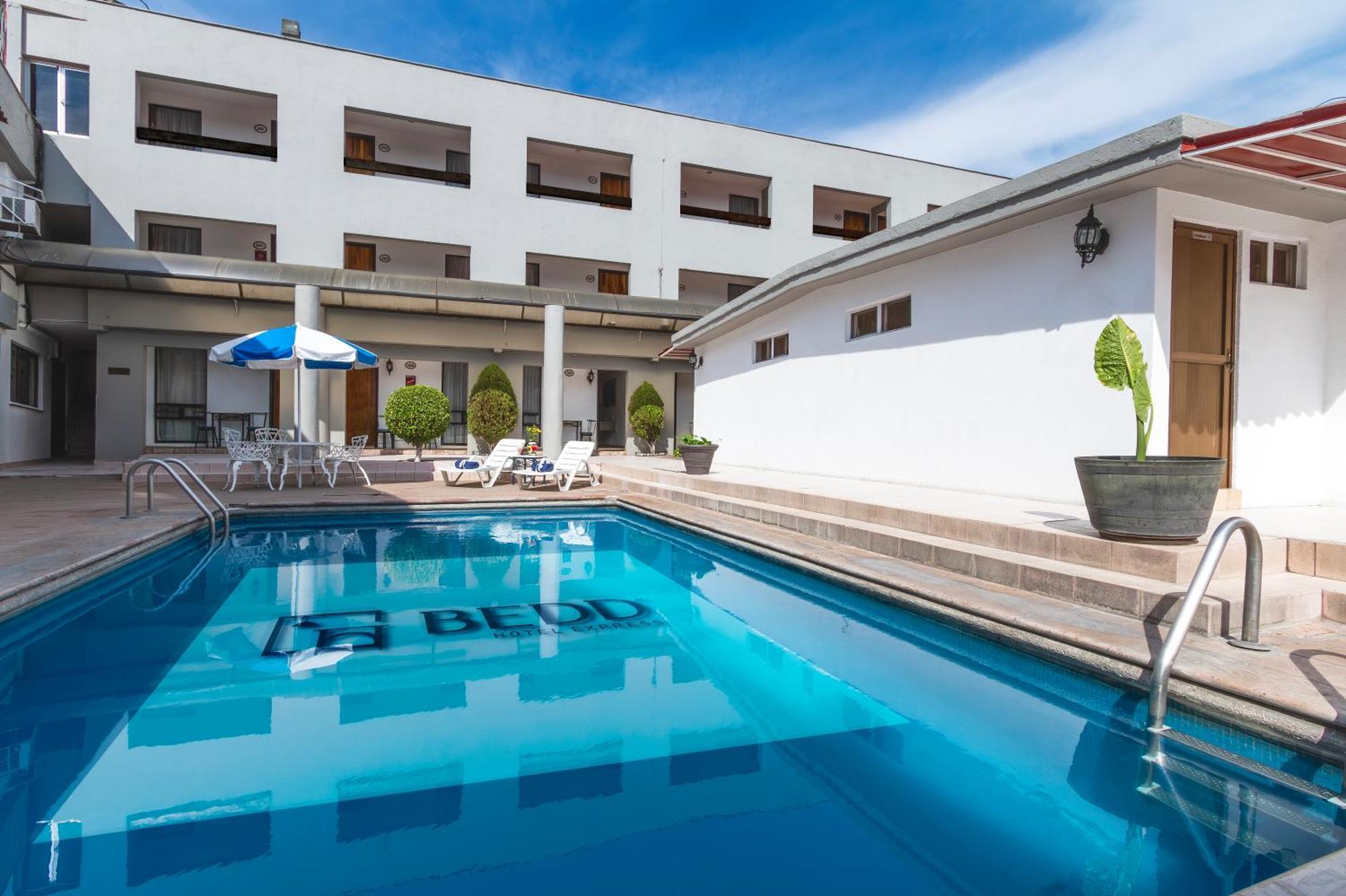 Hotel Bedd Express Querétaro Екстериор снимка