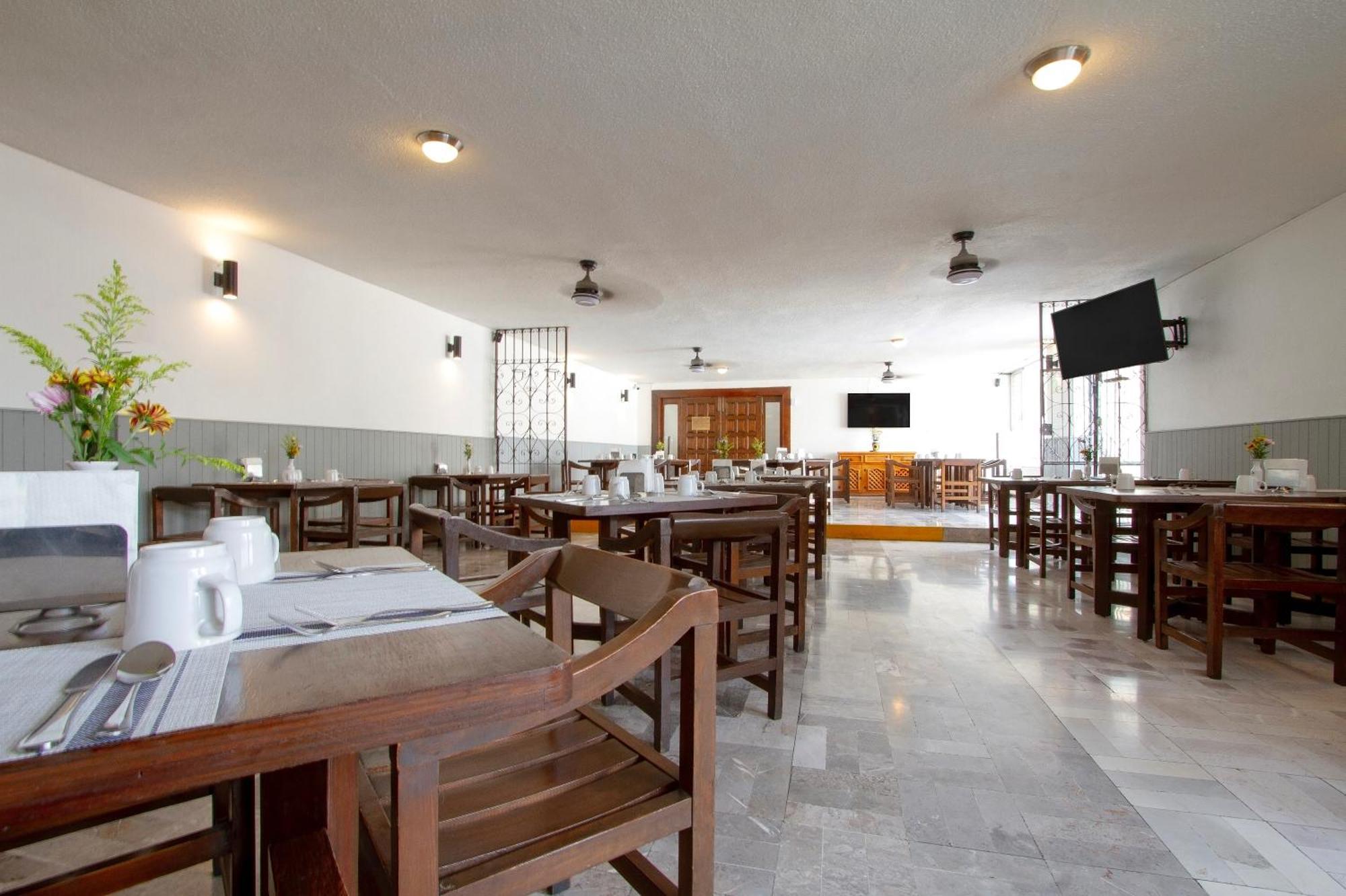Hotel Bedd Express Querétaro Екстериор снимка
