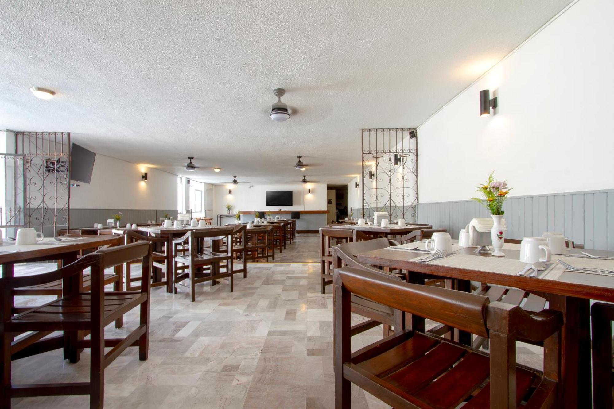 Hotel Bedd Express Querétaro Екстериор снимка