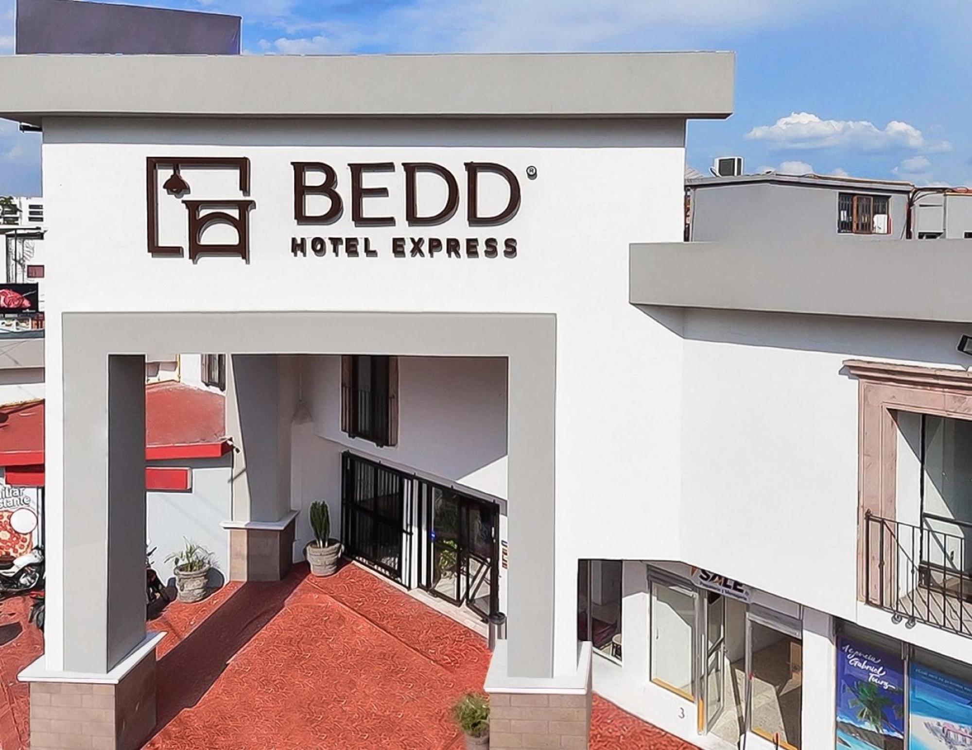 Hotel Bedd Express Querétaro Екстериор снимка
