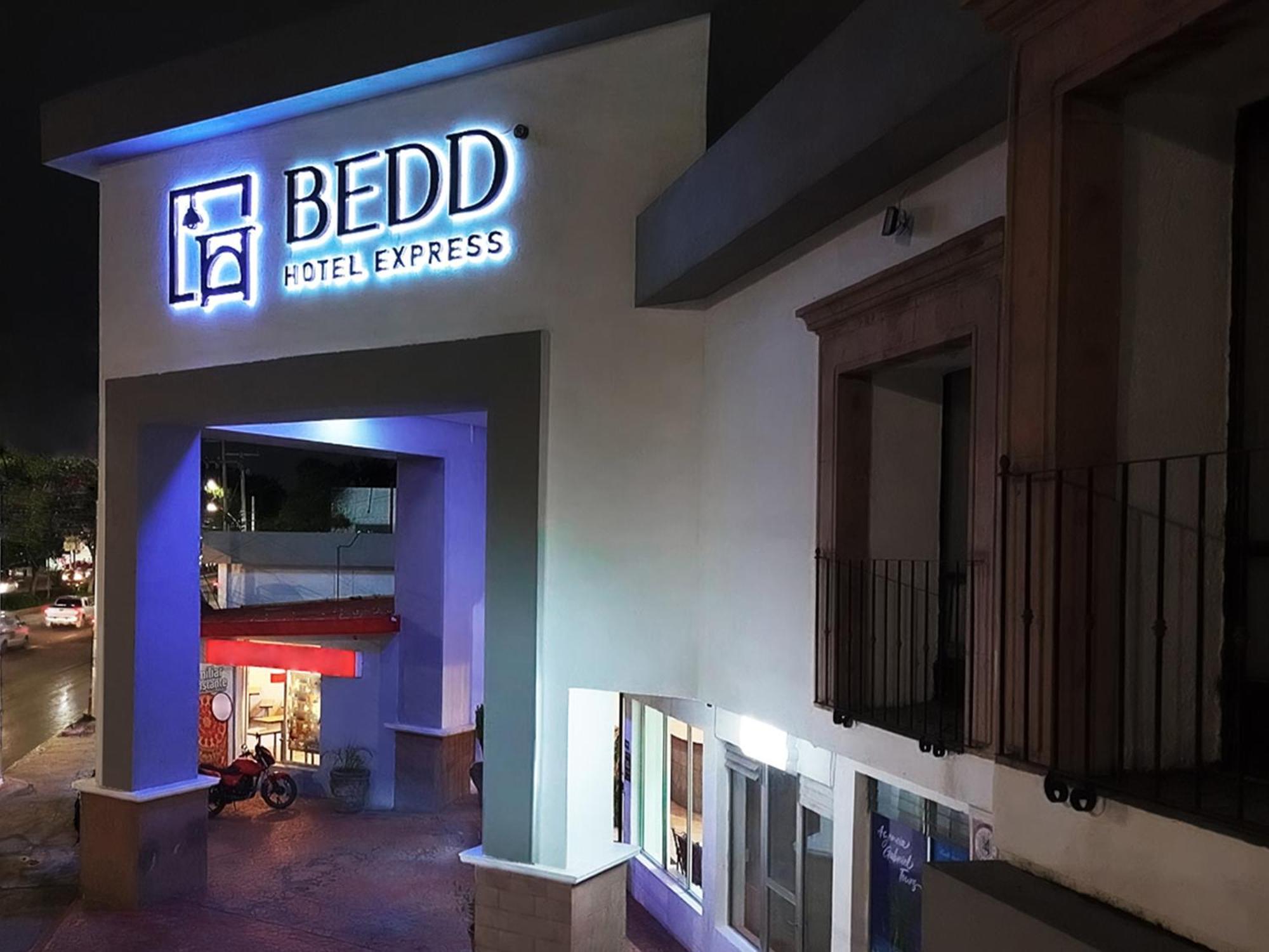 Hotel Bedd Express Querétaro Екстериор снимка