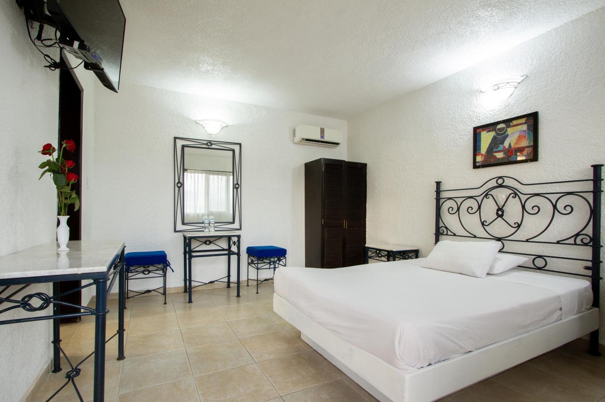 Hotel Bedd Express Querétaro Екстериор снимка